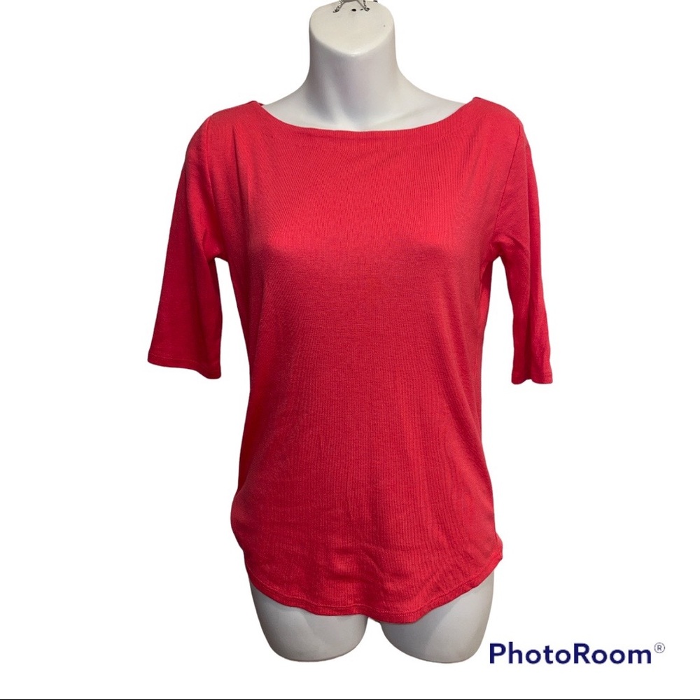 Andrea Jovine Top. Size small in salmon color short sleeves